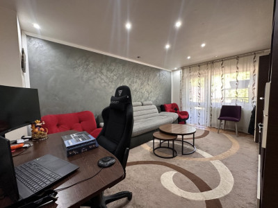 Apartament spațios 3 camere, zona Baciu 