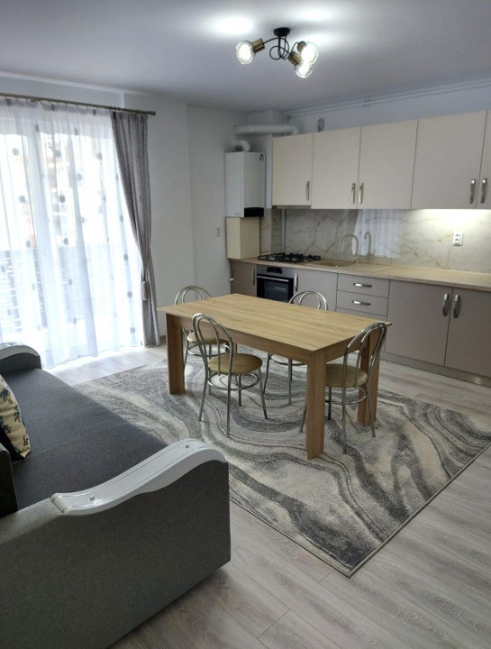 Apartament modern 3 camere, de închiriat, zona Eroilor 