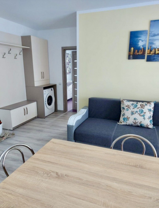 Apartament modern 3 camere, de închiriat, zona Eroilor 
