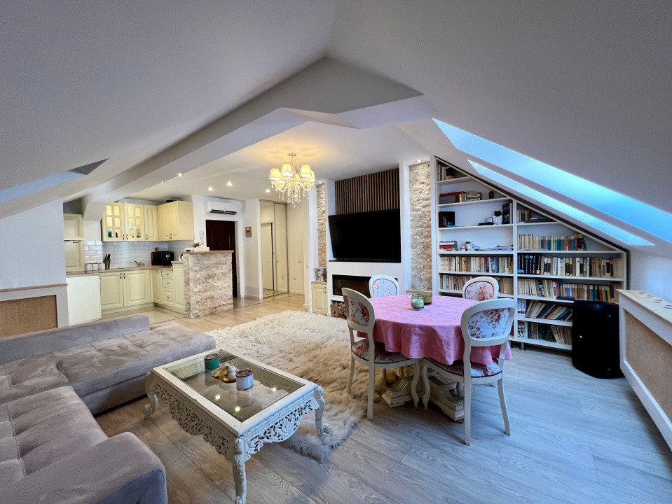 Apartament 2 camere, spațios 65mp, zona Bună Ziua
