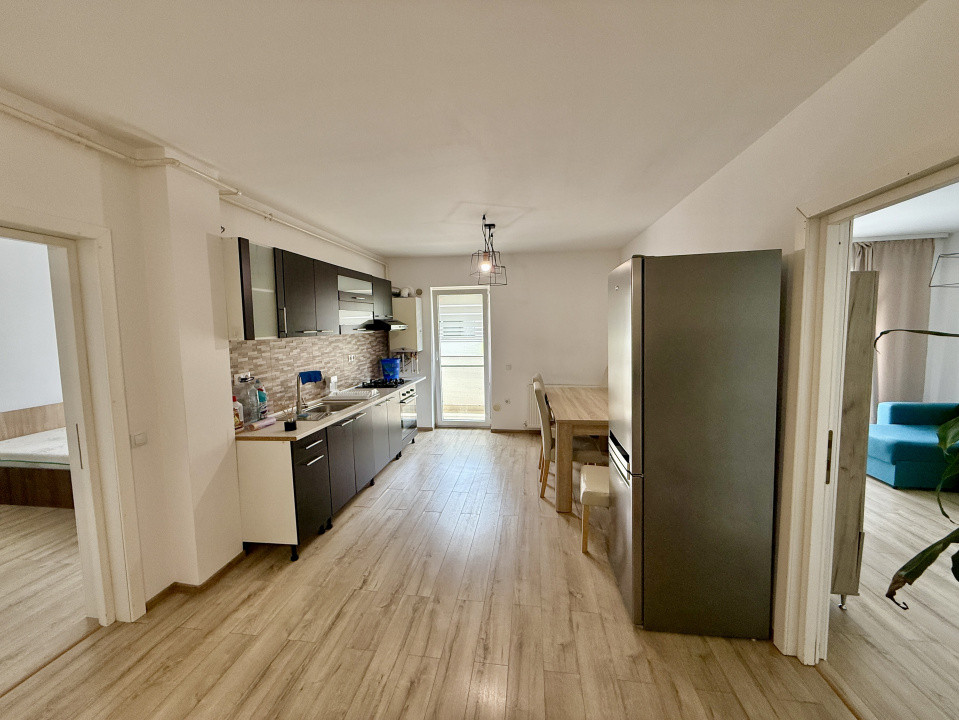 Apartament modern 3 camere, de închiriat, zona Eroilor 