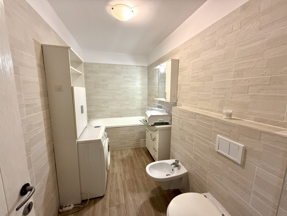 Apartament modern 3 camere, de închiriat, zona Eroilor 