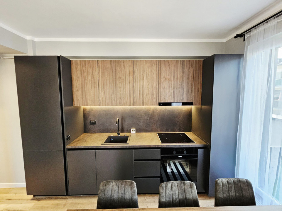 Apartament 2 camere LUX, terasă, bloc nou, zona Terra 
