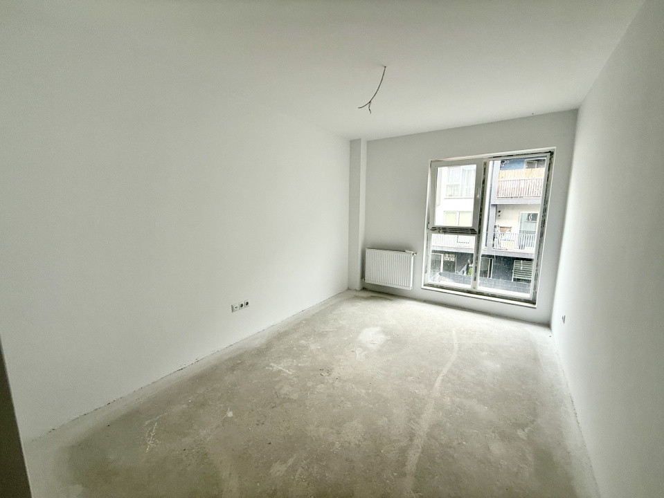 Apartament spațios 3 camere, 2 bai, terasă, zona Cetății 