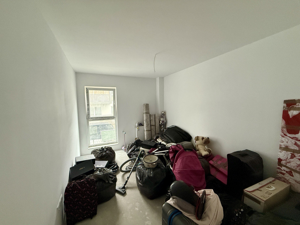 Apartament spațios 3 camere, 2 bai, terasă, zona Cetății 