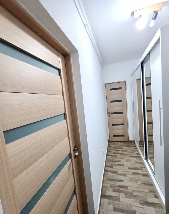 Apartament spațios 3 camere decomandate, 60mp, zona Stadionului Cugir 