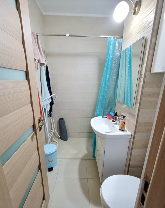 Apartament spațios 3 camere decomandate, 60mp, zona Stadionului Cugir 