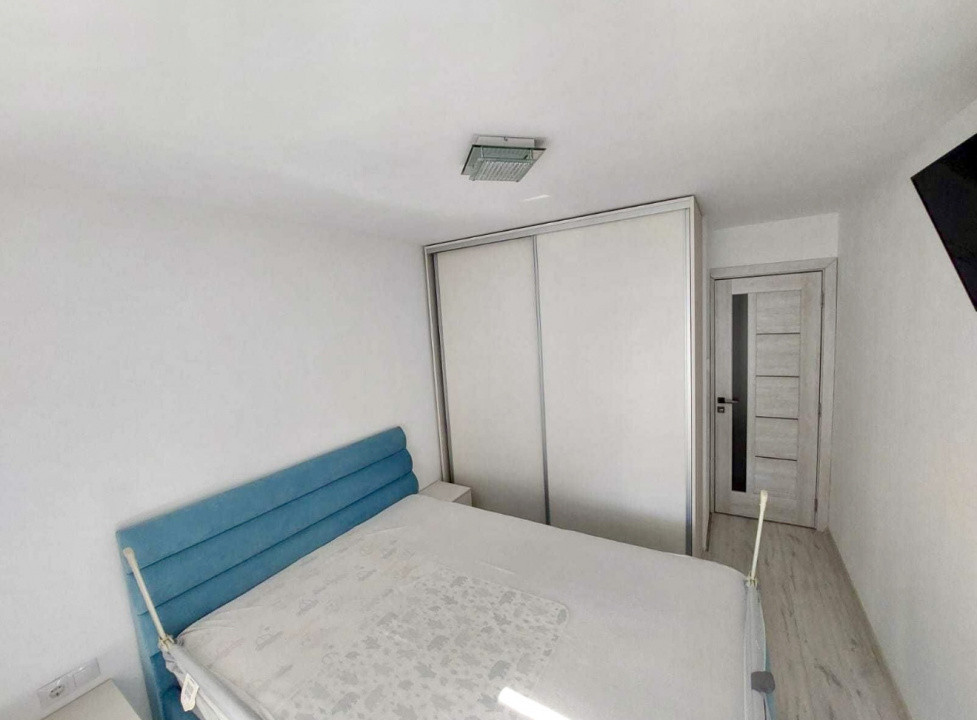 Apartament modern 3 camere, 2 bai, 2 parcari, zona Cetății 