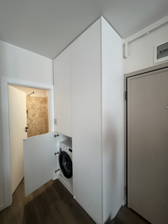 Apartament 2 camere, ultrafinisat, bloc nou , zona Semicentrală 