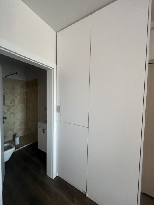 Apartament 2 camere, ultrafinisat, bloc nou , zona Semicentrală 