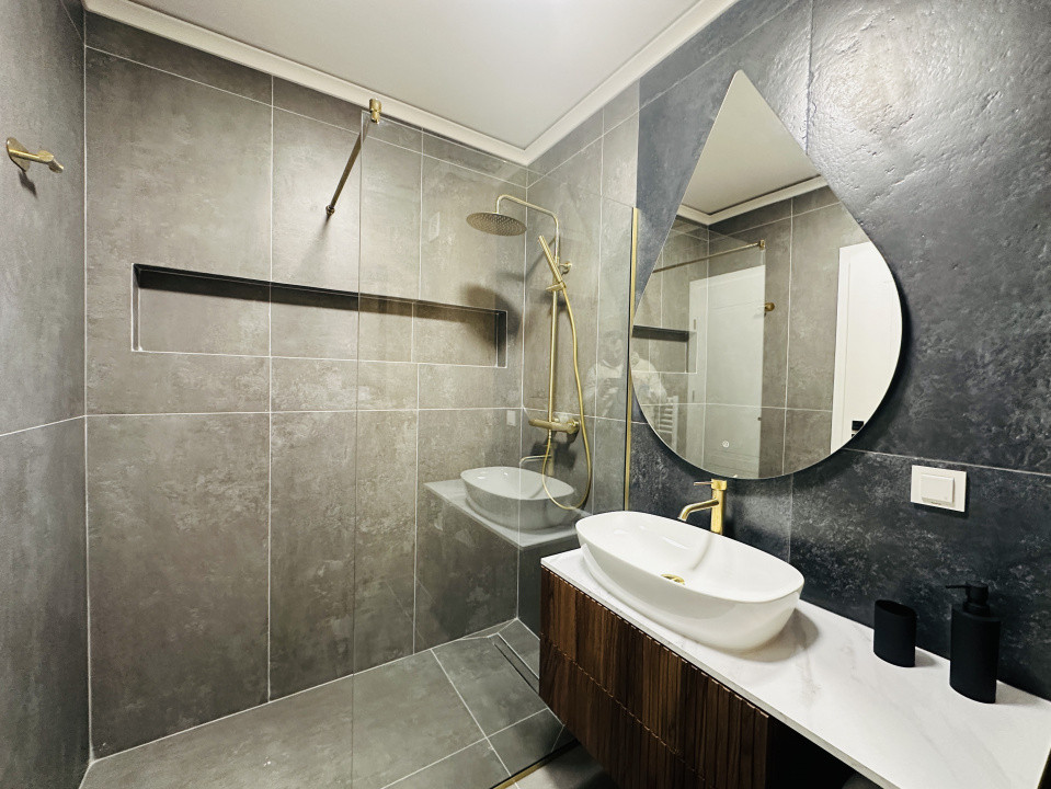 Apartament cu 3 camere l finisaje și mobilier premium | Eroilor 