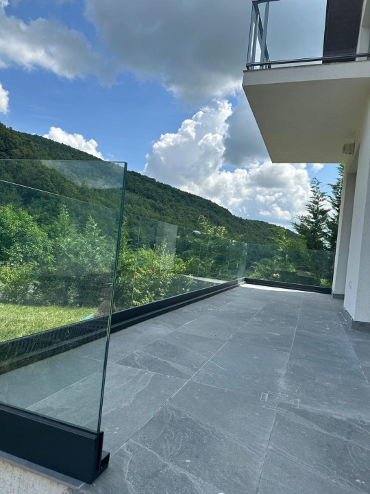 Casa de lux cu 4 camere | Salicea 