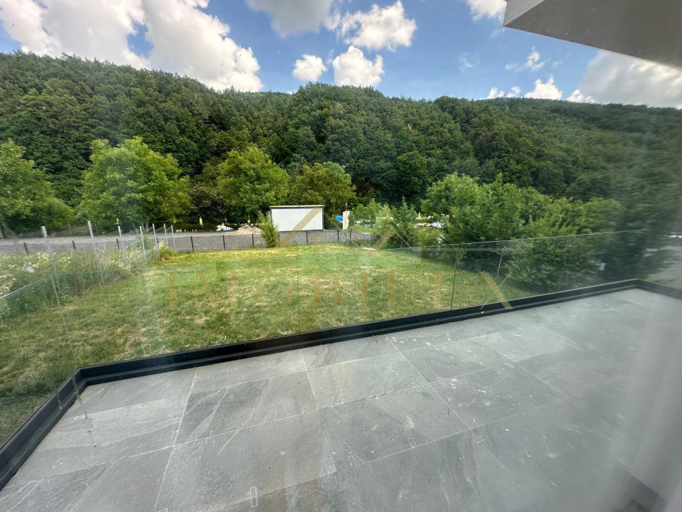 Casă de vânzare, mobilată lux, 4 camere , Salicea 