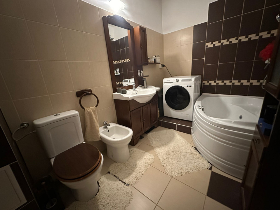 Apartament cu 2 camere | Floresti