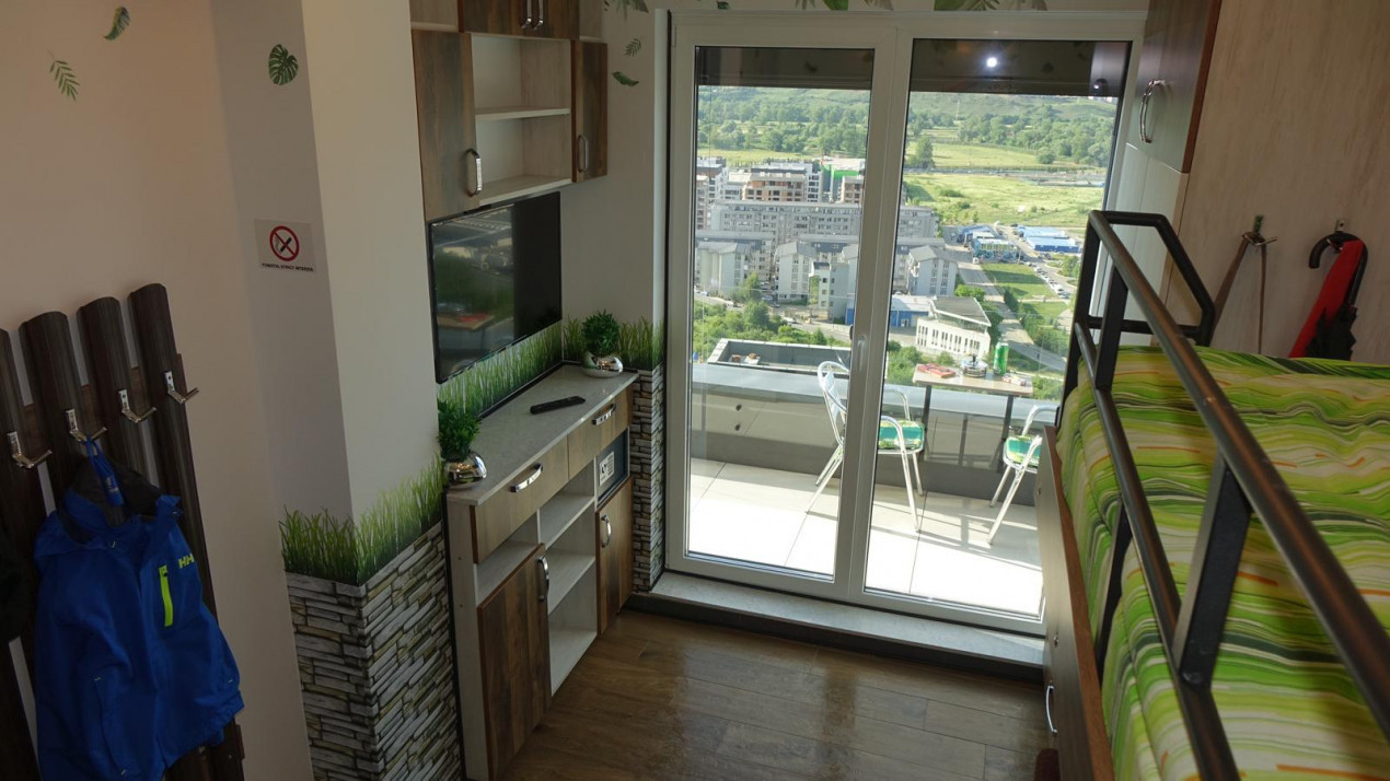 Apartament cu 3 camere | zona Vivo 