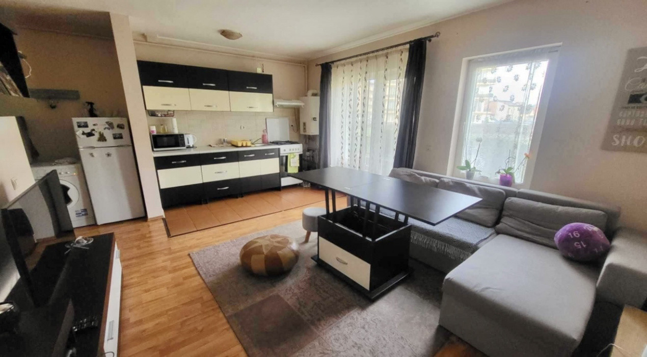 Apartament 3 camere, mobilat, zona Florilor