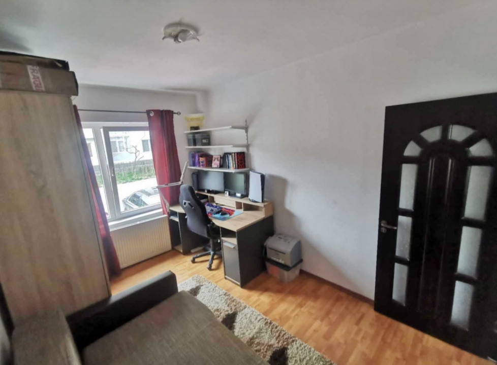 Apartament 3 camere, mobilat, zona Florilor