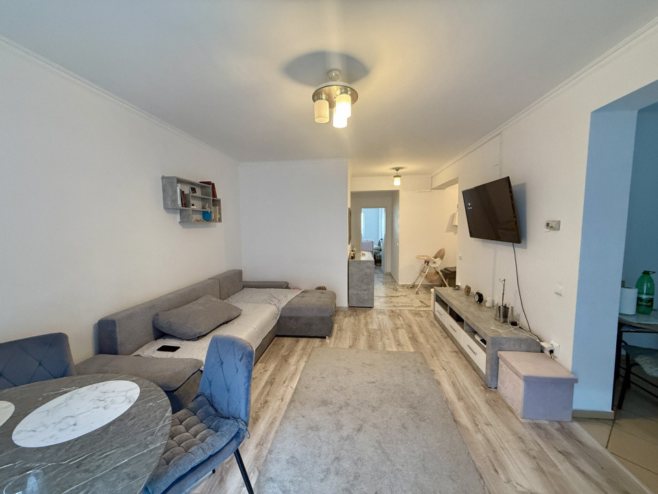 Apartament spațios 58 mp, mobilat modern, zona Florilor