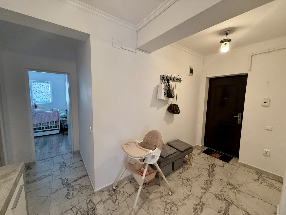 Apartament spațios 58 mp, mobilat modern, zona Florilor