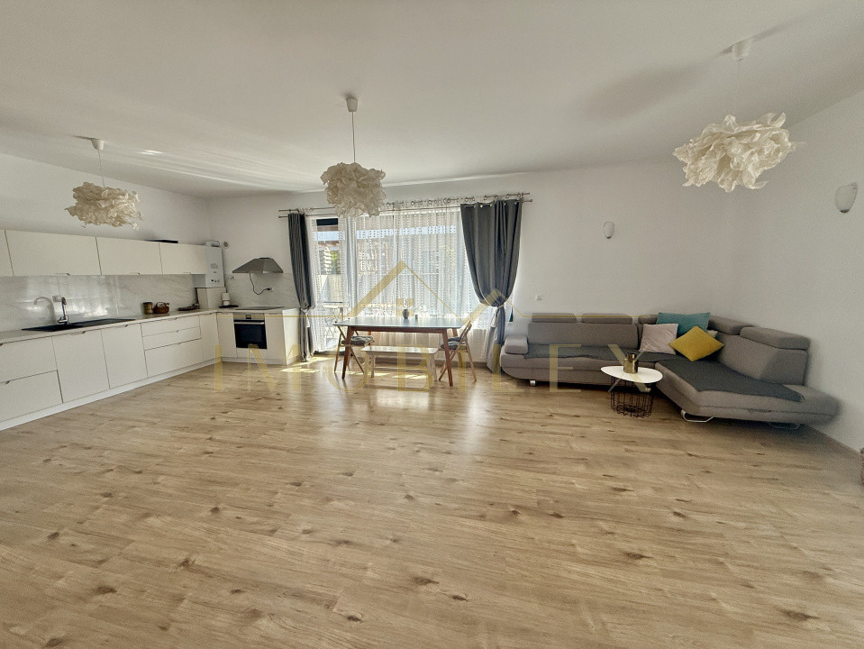 Casă tip duplex 4 camere, modern mobilată, zona Vivo