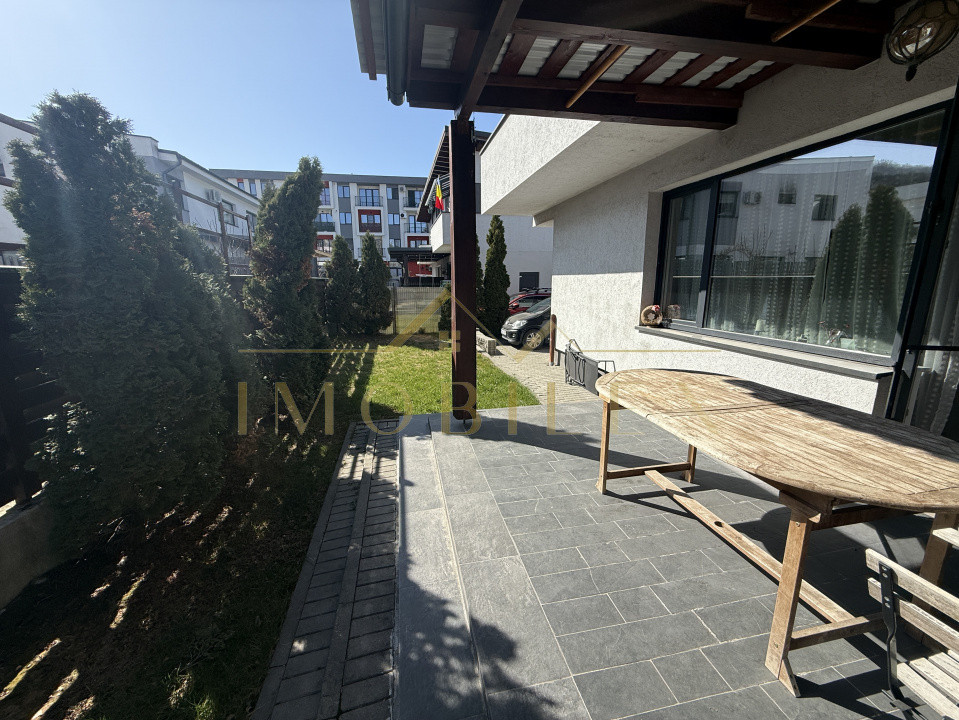 Casă tip duplex 4 camere, modern mobilată, zona Vivo