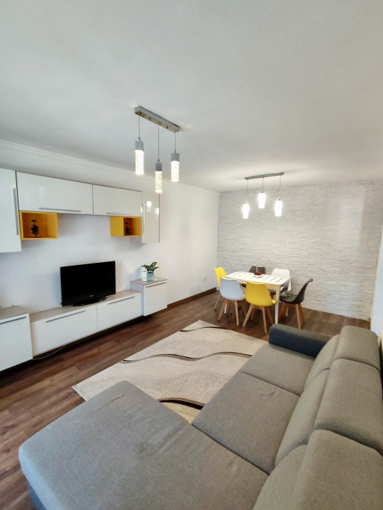 Apartament spațios 2 camere, 52 mp, mobilat modern, zona Florilor