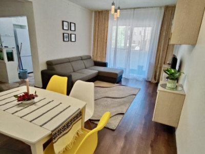 Apartament spațios 2 camere, 51 mp, mobilat modern, zona Florilor