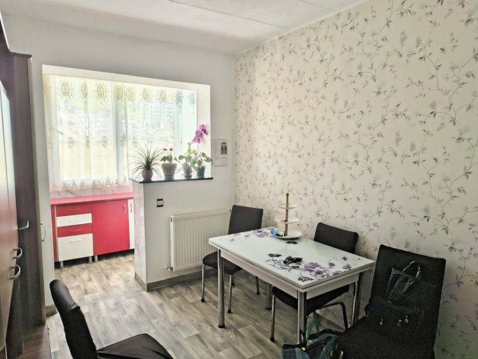 Apartament 3 camere, mobilat, utilat, zona Porii