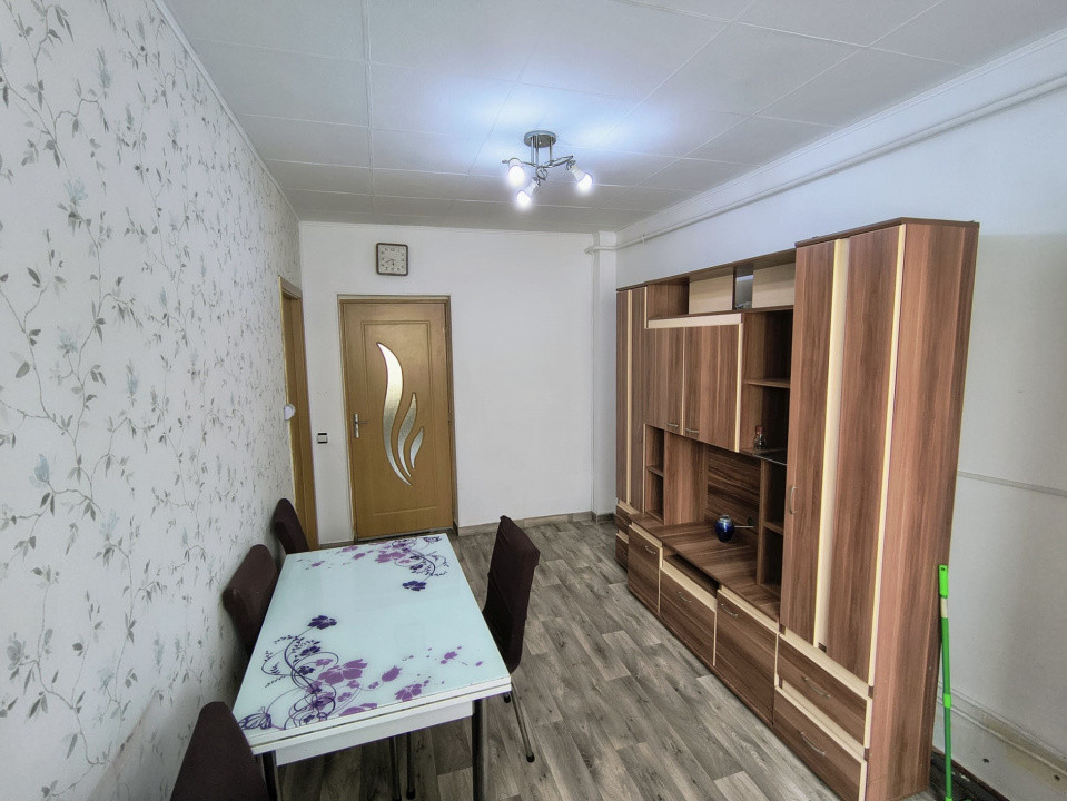 Apartament 3 camere, mobilat, utilat, zona Porii