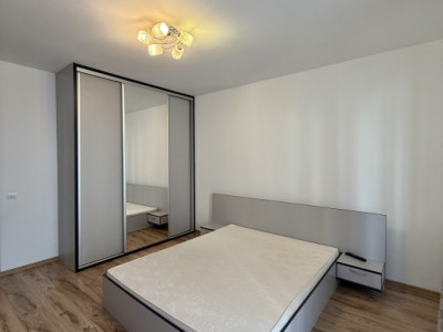 Apartament 2 camere decomandate, mobilat, parcare, zona Porii