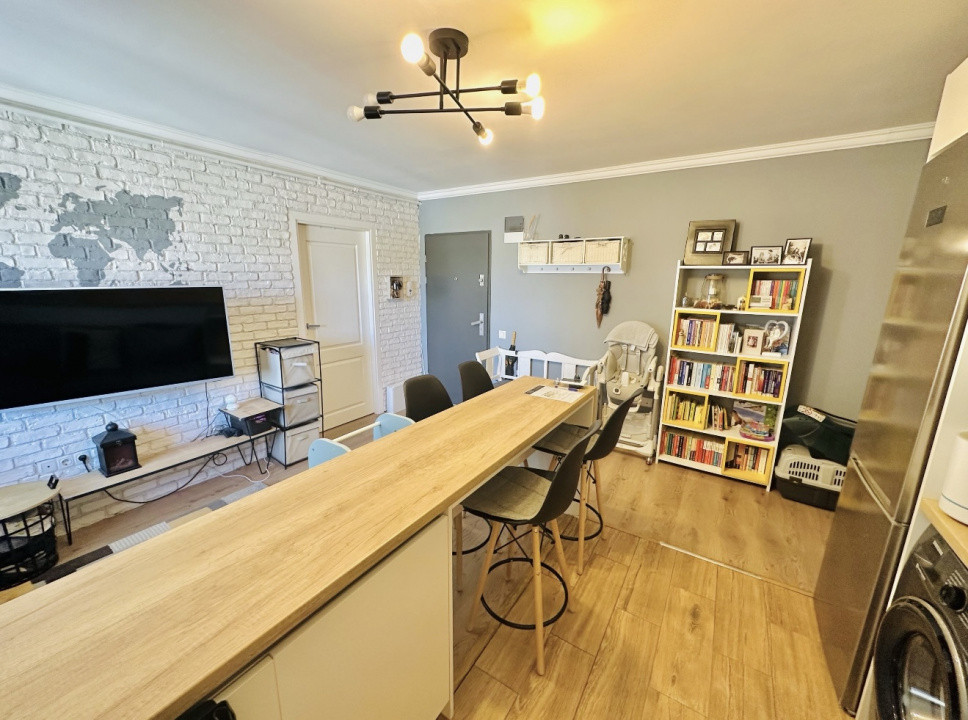 Apartament 3 camere, 2 băi, dressing, zona Vivo