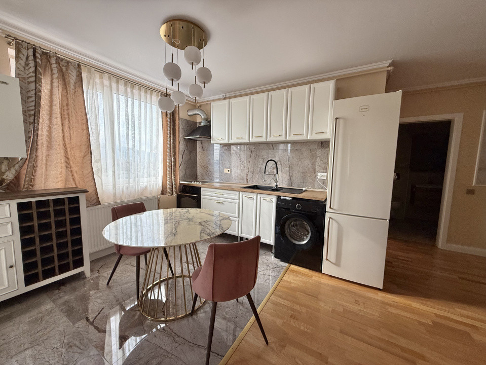 Apartament 3 camere, mobilat , parcare, zona Sportului/Aqua Park