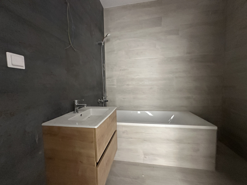 Apartament 2 camere, FINISAT NOU, bloc nou, zona Cetății  