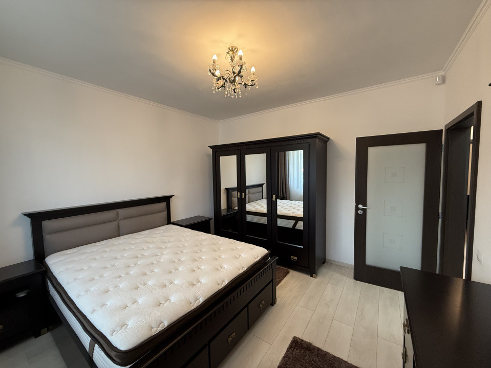 Casă tip duplex, 5 camere, 118mp, curte, zona Urusagului 