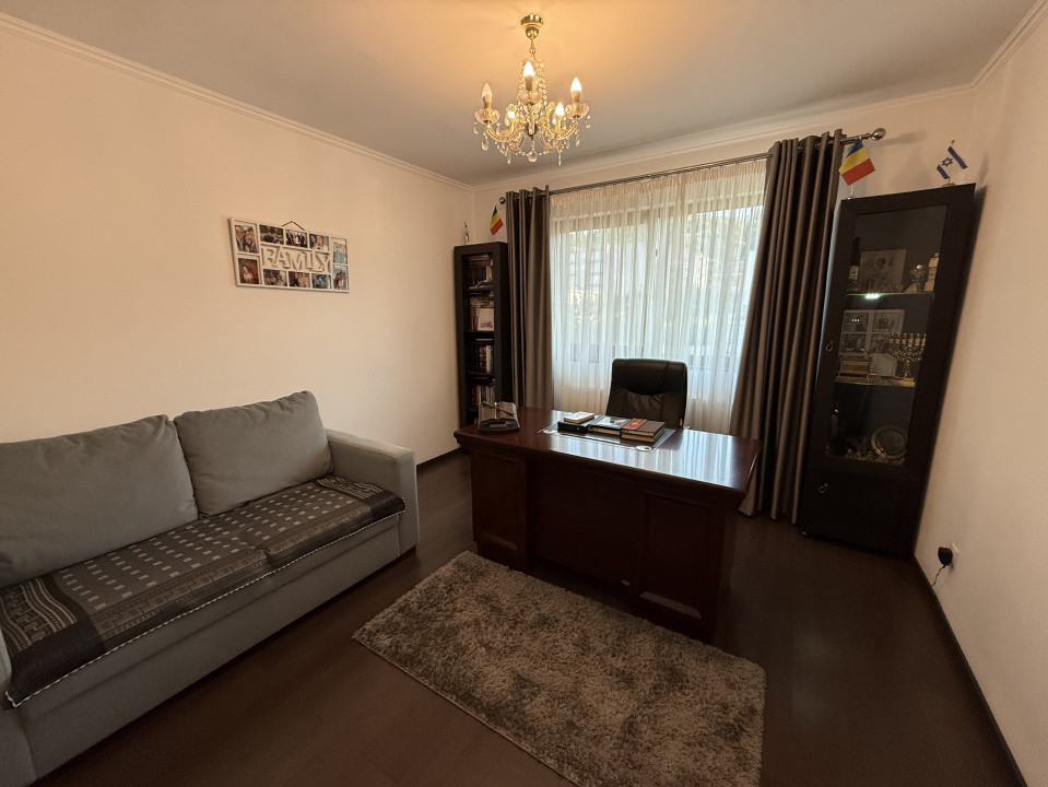 Casă tip duplex, 5 camere, 118mp, curte, zona Urusagului 