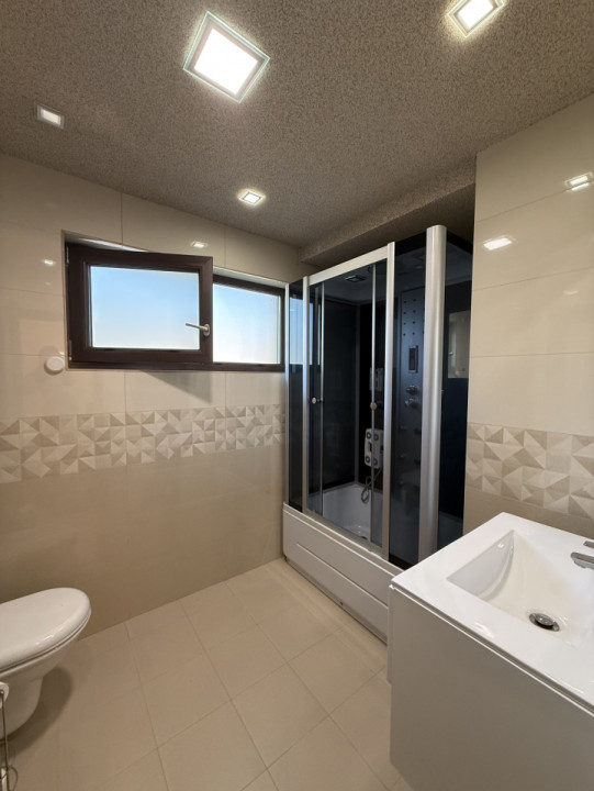 Casă tip duplex, 5 camere, 118mp, curte, zona Urusagului 