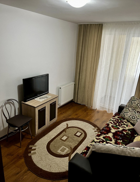 Apartament 1 cameră, mobilat, zona Porii