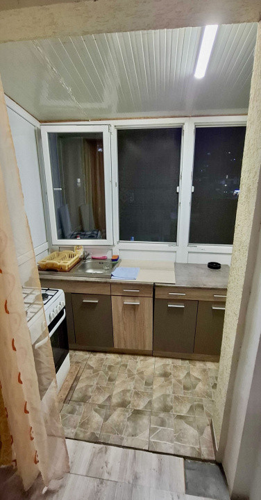 Apartament 2 camere, mobilat, zona Eroilor 