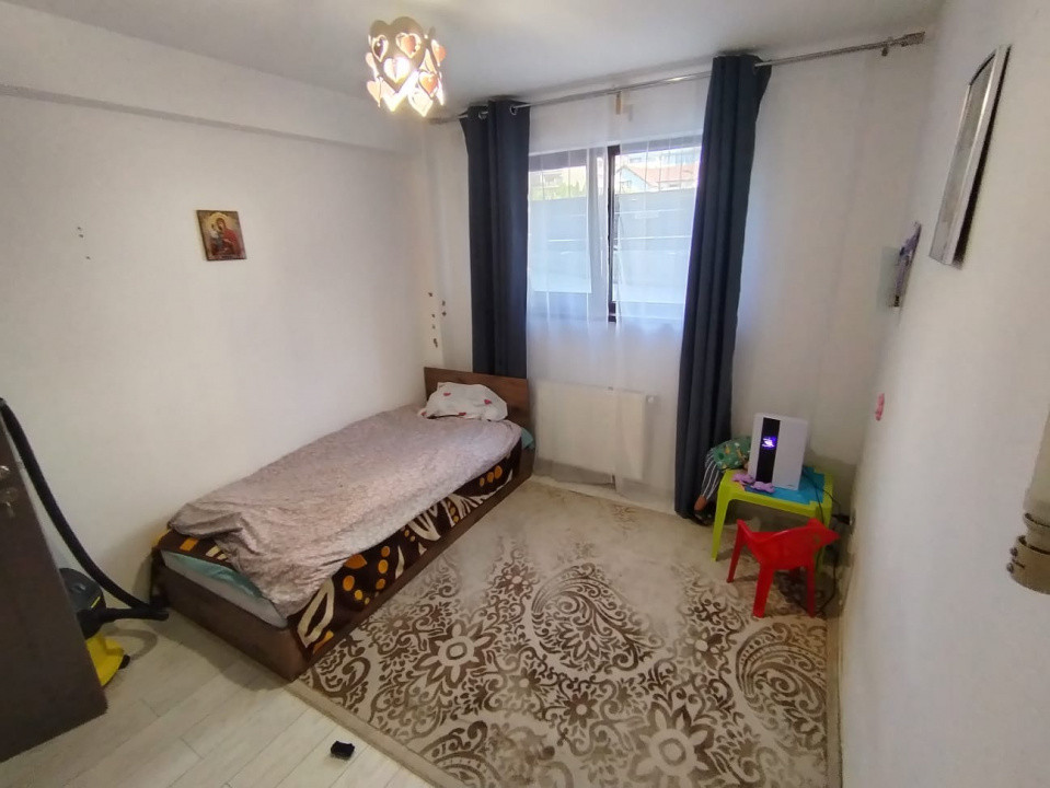 Apartament 3 camere, mobilat, zona Stejarului 