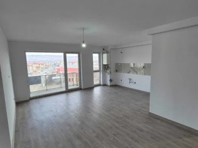 Apartament 3 camere, FINISAT NOU, zona Eroilor/Stejarului 