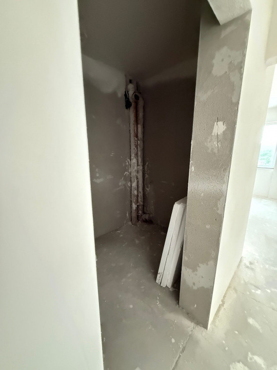 Apartament semifinisat cu 2 camere l zona BMW l Tva inclus 
