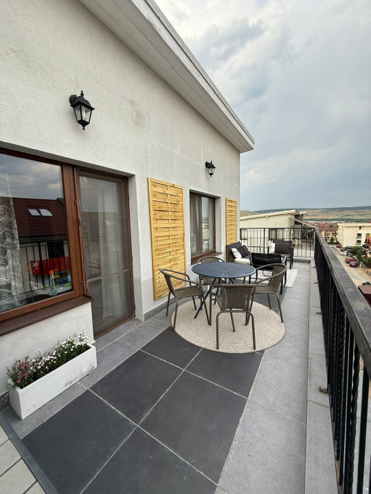 Apartament modern cu 3 camere l Sub Cetate 