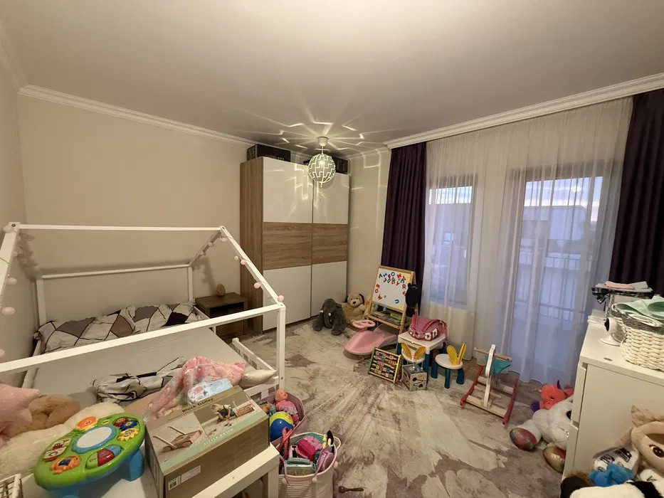 Apartament modern cu 3 camere l Sub Cetate 