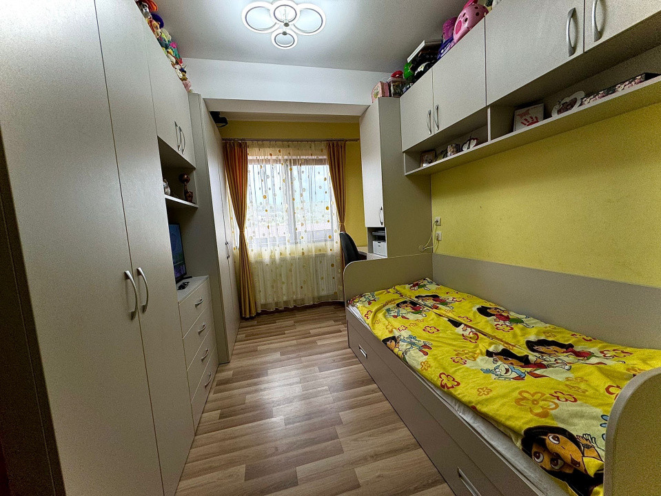 Apartament modern 3 camere, zona Stejarului 