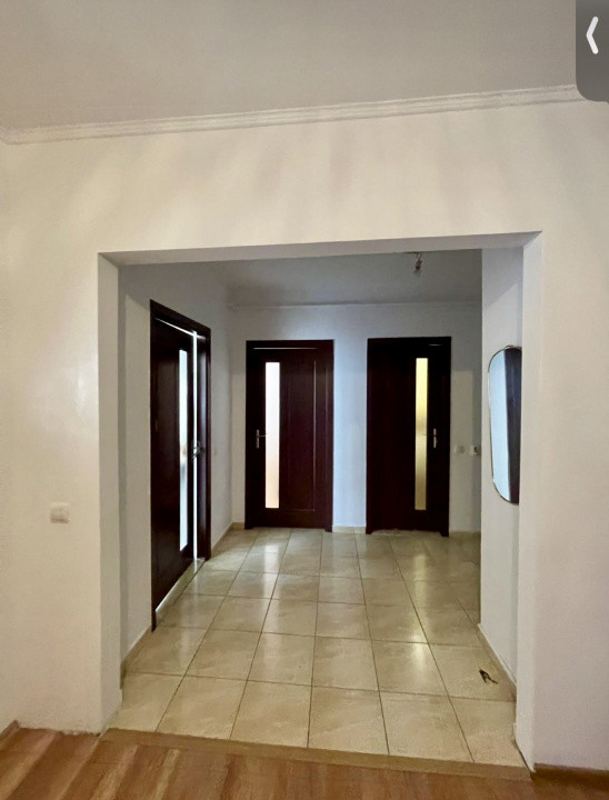 Apartament 3 camere, mobilat, zona Porii
