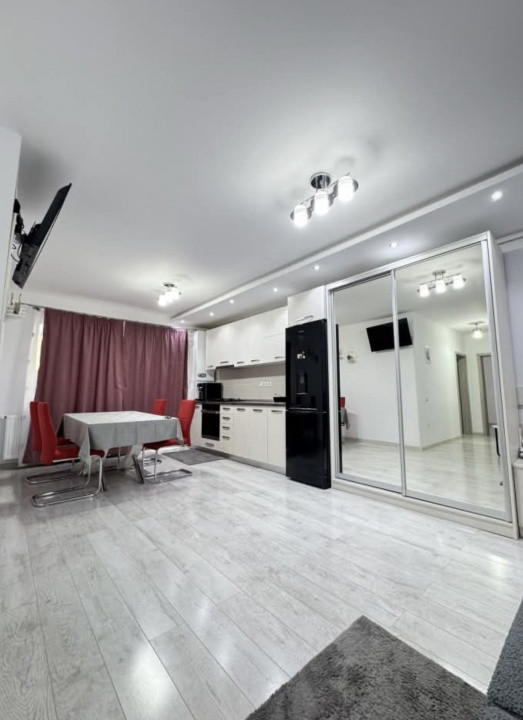 Apartament spațios 3 camere, 2 băi, mobilat modern, zona Sesul de Sus 