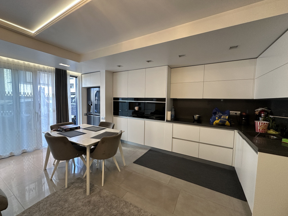 Apartament 4 camere, 100 mp gradina, zona Sub Cetate 