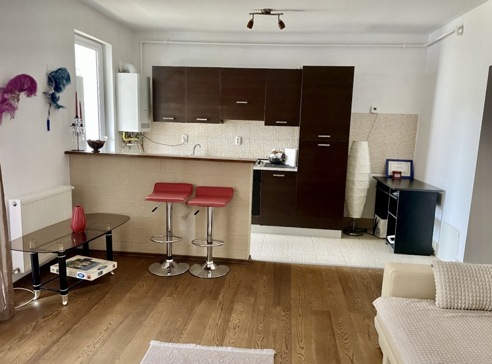 Apartament modern de închiriat, terasă, zona Eroilor 