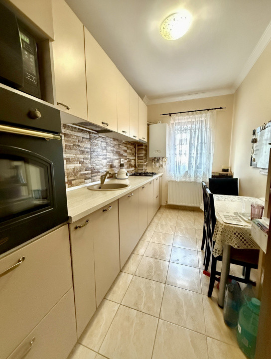 Apartament modern 2 camere decomandate, zona Stejarului 