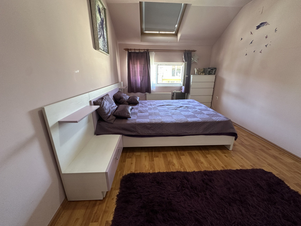 Apartament cu 2 camere l zona Florilor 